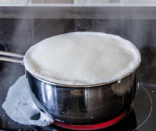 عکس شیر جوشیده