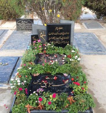 عکس قبرستان ایرانی در شب