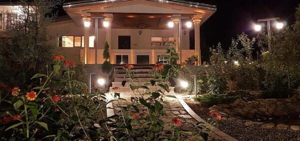عکس شب باغ