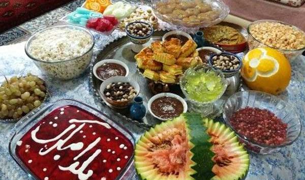 عکس سفره شب یلدا خیلی ساده