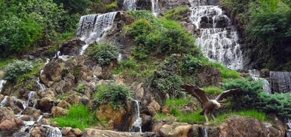 عکس ابشار شیطان کوه لاهیجان
