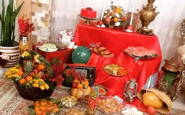 عکس تزیین سفره ی شب یلدا