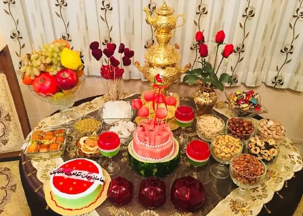 عکس های سفره ی شب یلدا