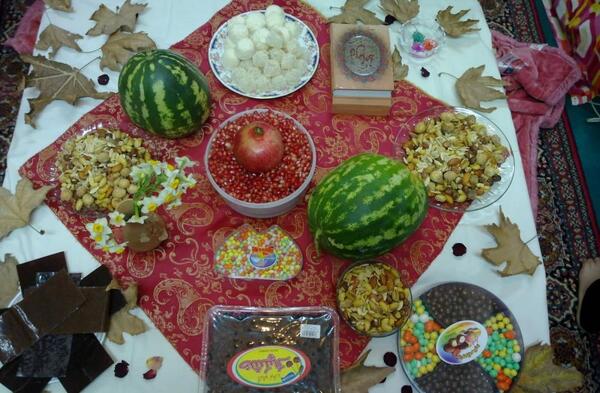 عکس های سفره ی شب یلدا
