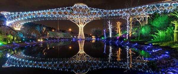 عکس پارک تهران در شب