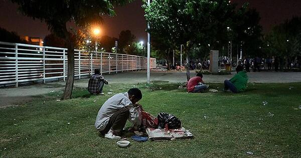 عکس پارک تهران در شب
