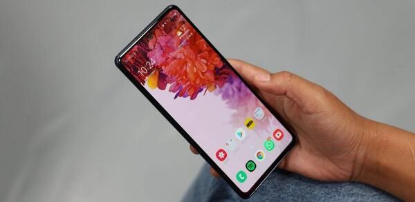 عکس سه بعدی گوشی s21fe
