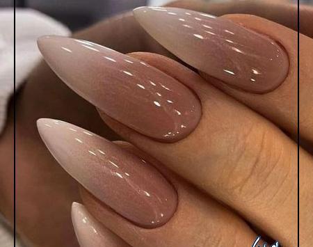 عکس ناخن کرمی ساده