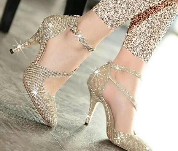 عکس کفش عروس ساده و شیک