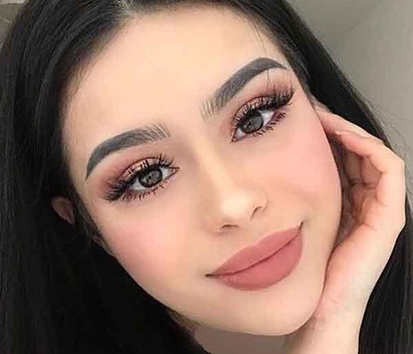 عکس میکاپ عروسکی ساده