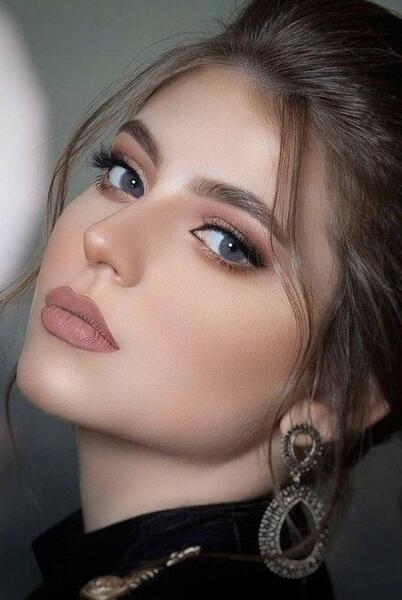 عکس میکاپ عروسکی ساده