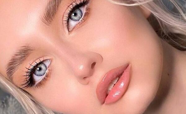عکس صورت دختر ساده