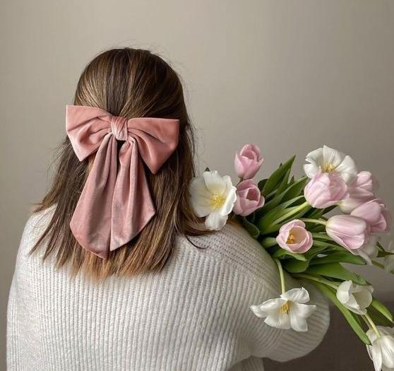 عکس دست دخترانه ساده برای پروفایل
