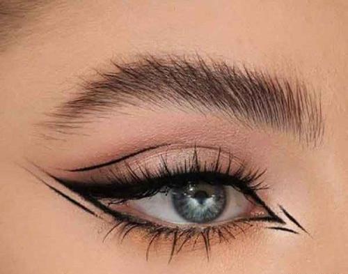 عکس خط چشم ساده