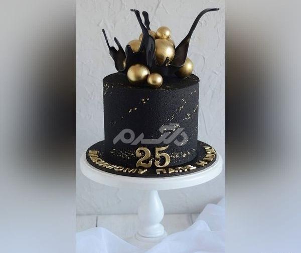 عکس کیک تولد ساده و شیک مردانه