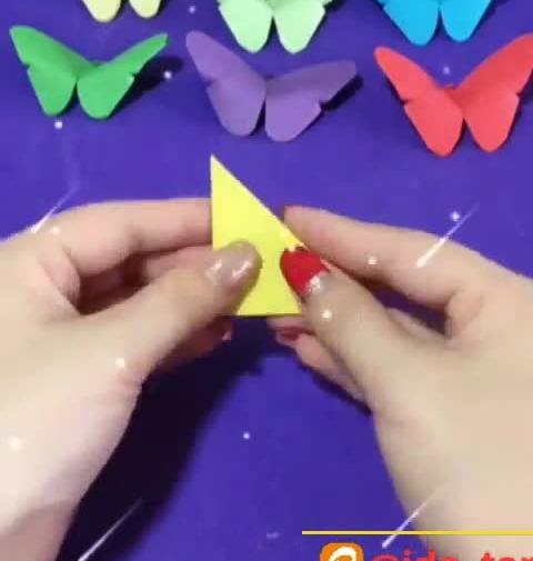 عکس کاردستی ساده پروانه