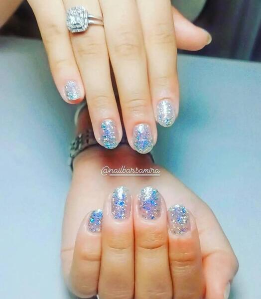 عکس ناخن اکلیلی ساده
