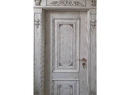 عکس درب سفید اتاق