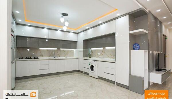 عکس کابینت آشپزخانه سفید و طوسی
