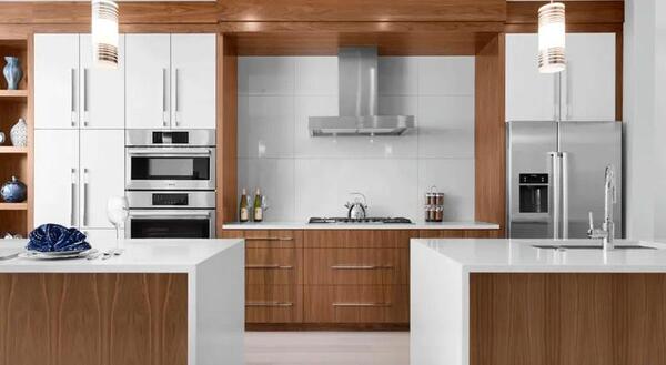 عکس کابینت آشپزخانه سفید قهوه ای