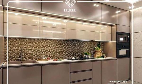 عکس کابینت آشپزخانه سفید قهوه ای
