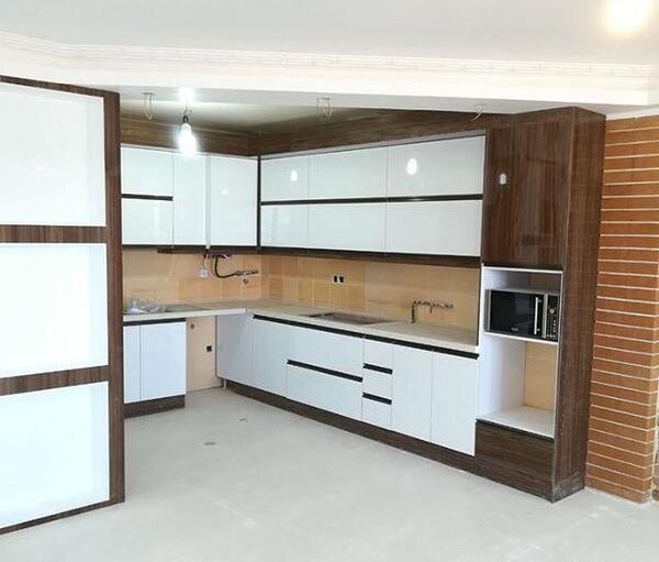 عکس کابینت سفید قهوه ای
