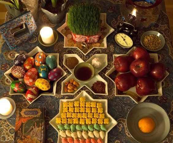 عکس هنری با سفره هفت سین