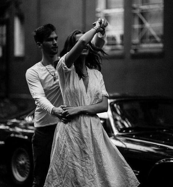 عکس عاشقانه سفید و سیاه