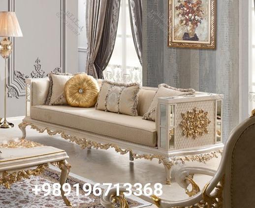 عکس مبل سفید طلایی