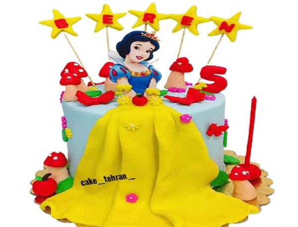 عکس کیک زرد سفید