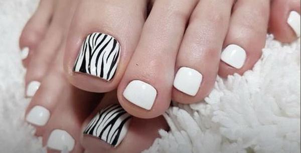 عکس ژلیش پا سفید