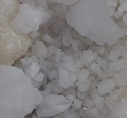 عکس سنگ زاج سفید