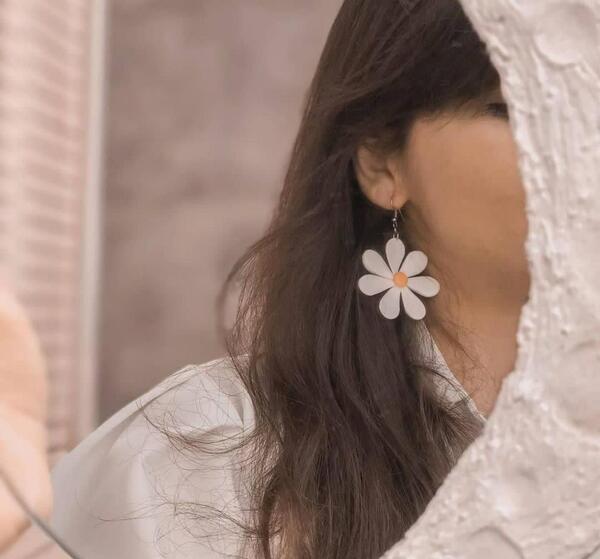 عکس پروفایل دخترونه سفید