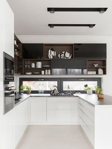 عکس کابینت های گلاس سفید اکلیلی