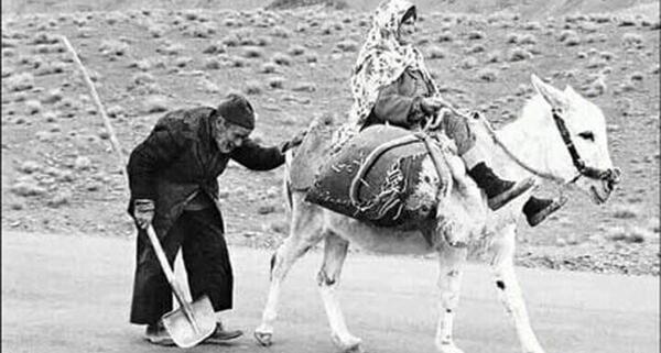 عکس یک پیرمرد زشت
