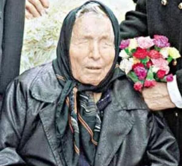 عکس یک پیرزن زشت