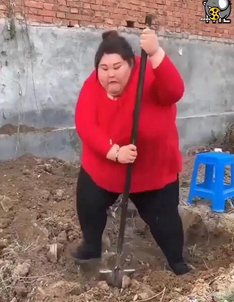 عکس زن چاق سیاه زشت