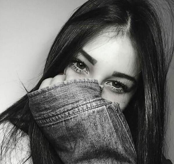 دانلود عکس دختر زشت خنده دار