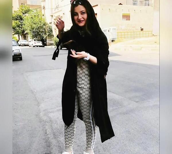 زشت ترین عکس سارا و نیکا