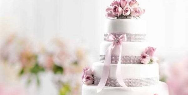عکس کیک زشت عروسی