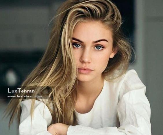 چند مدل ژست برای عکس گرفتن دخترانه