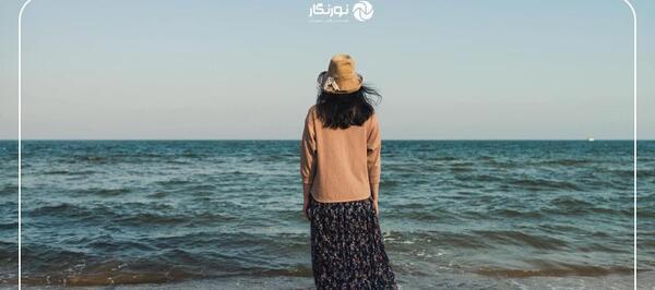 ژست عکس دخترانه در کنار دریا