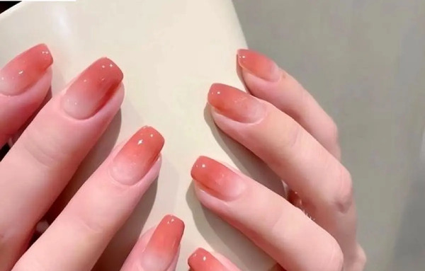 عکس زشت ترین ناخن