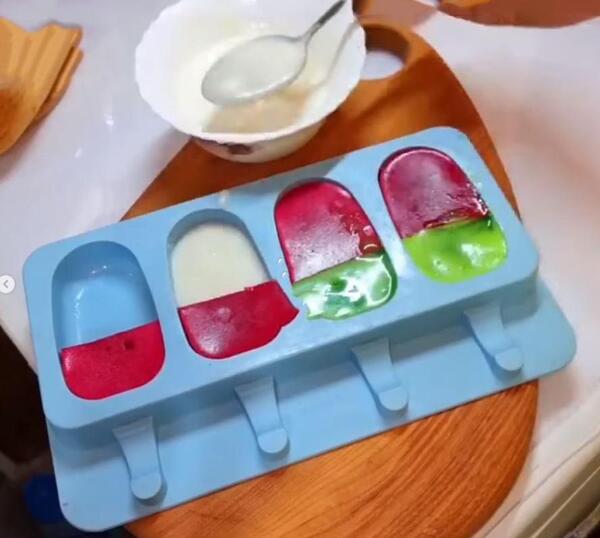 عکس ژله با چوب بستنی