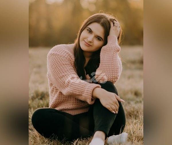 عکس دختر برای پروفایل طبیعی ۱۲ ساله