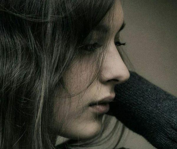 عکس دختر واقعی برای پروفایل نیم رخ