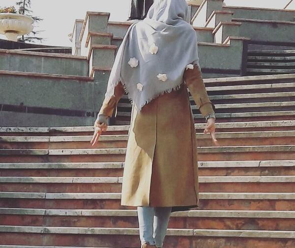 عکس پروفایل دختر با روسری از پشت