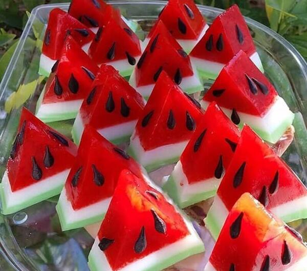 عکس ژله هندوانه قالبی