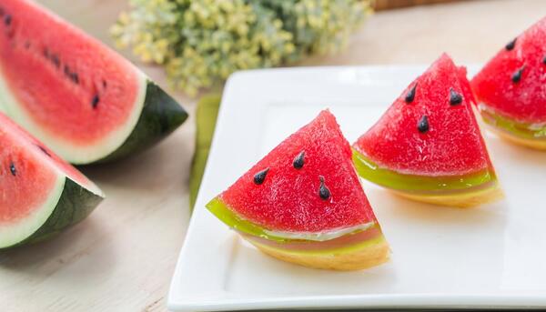 عکس ژله هندوانه قالبی