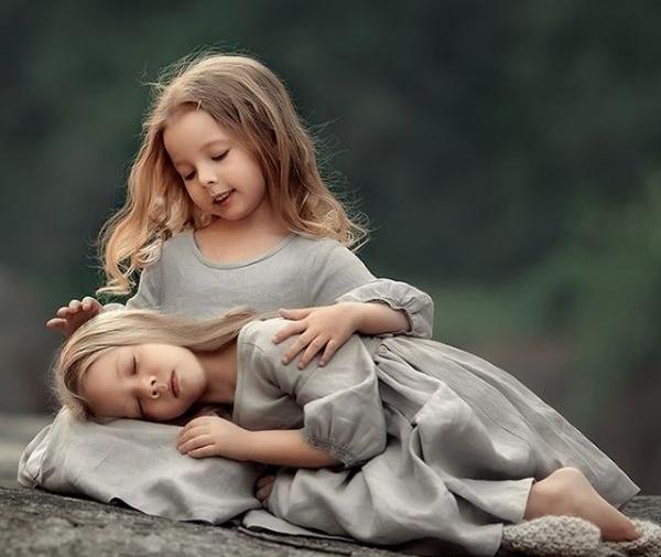 عکس دختر کوچک پروفایل